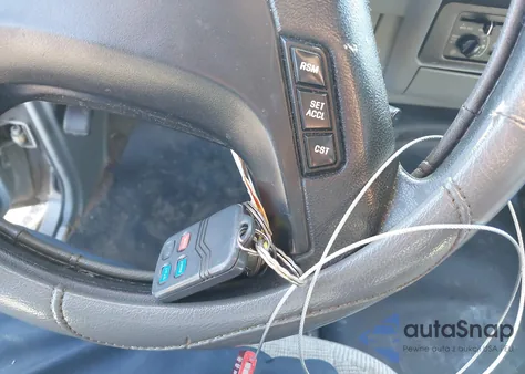 1990 Ford Ranger z USA, uszkodzony, nr VIN 1FTCR10T3LPB34273